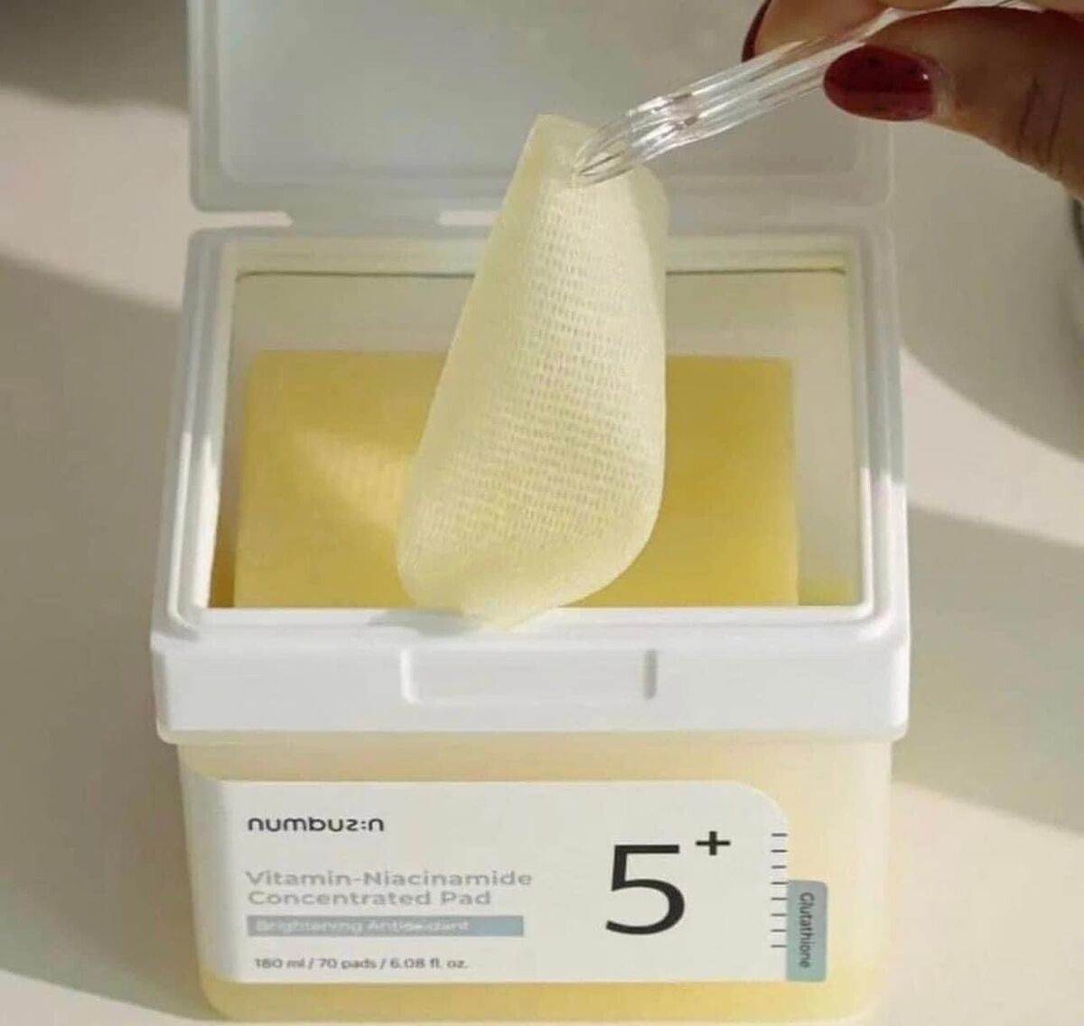 Numbuzin – Tampons concentrés de vitamines au glutathion n° 5+ – 180 ml / 70 lingettes